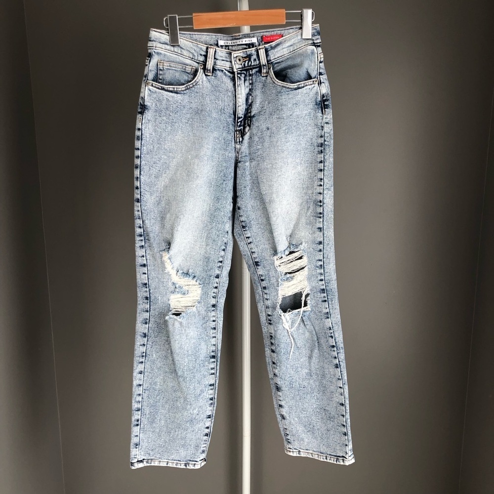 Celebrity Pink Wide Leg Denim Casual Baggy High Rise Jeans with Distressed Front